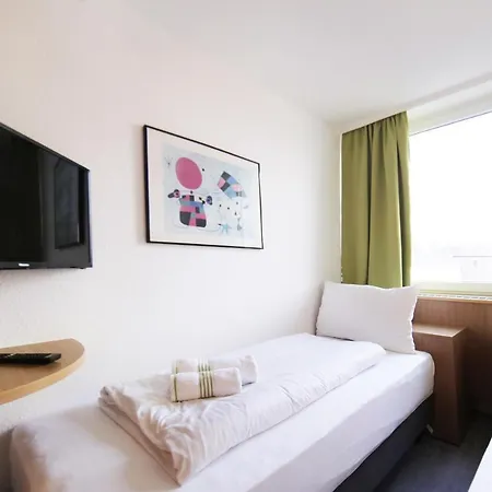 Hotel Bp24 2*